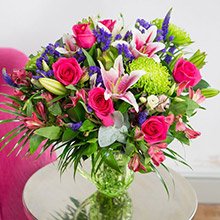 Pink Rose Lily Bouquet – Fresh Roses and Lilies Arranged Beautifully for Any Occasion