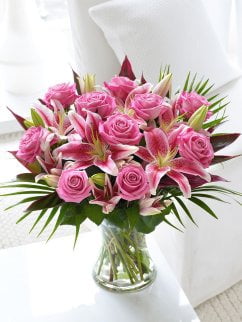 Pink Rose and Lily Bouquet 1 Pink Rose and Lily Bouquet - Fresh Flowers for Special Occasions