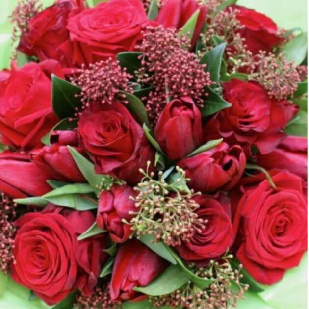 Luxury Red Roses Flower Bouquet 2 Luxury Red Roses Flower Bouquet