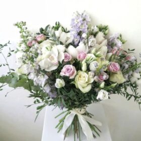 Roses, Lisianthus Premium Bouquet