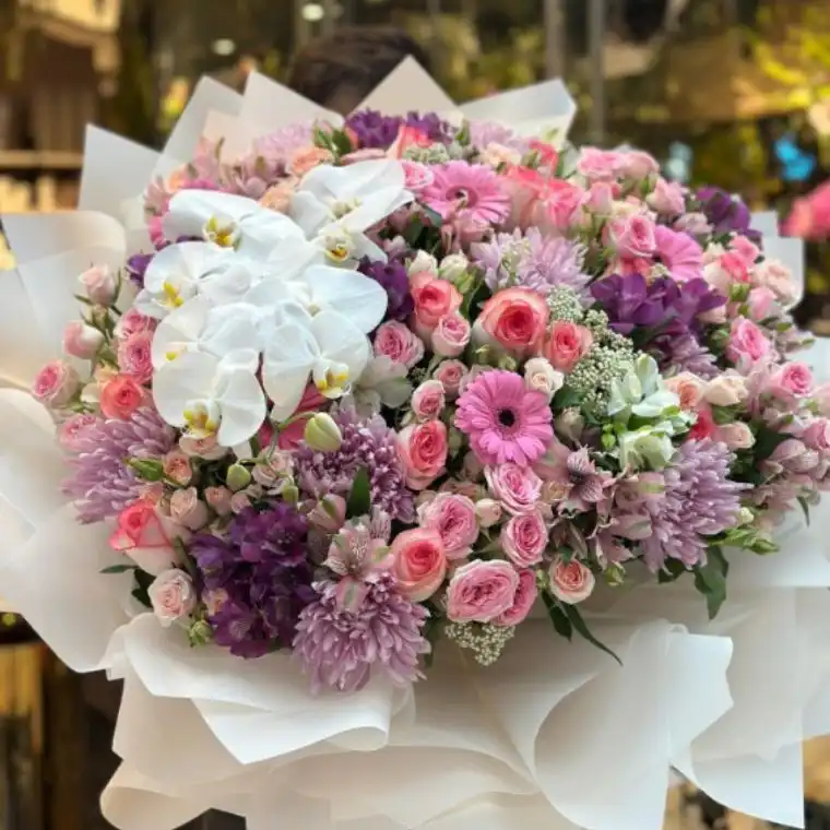Mixed Orchid & Rose Dream Bouquet 2 Red and White Bouquet of Roses