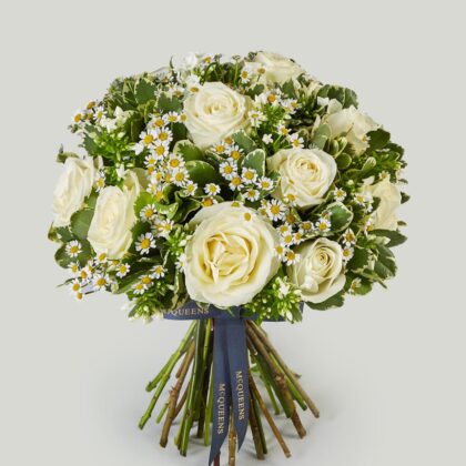 white roses daisy bouquet