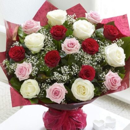 Red White Pink Rose Bouquet - Fresh Mixed Roses for Special Occasions