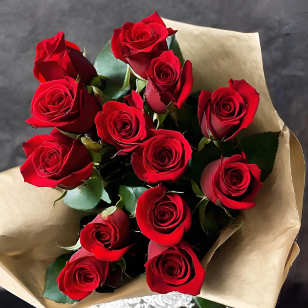 13 Red Rose For Valentine's Day Gift - Fresh Red Roses Bouquet for Romantic Occasions