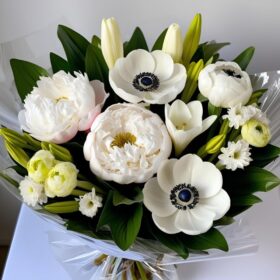 White anemone peony bouquet UK